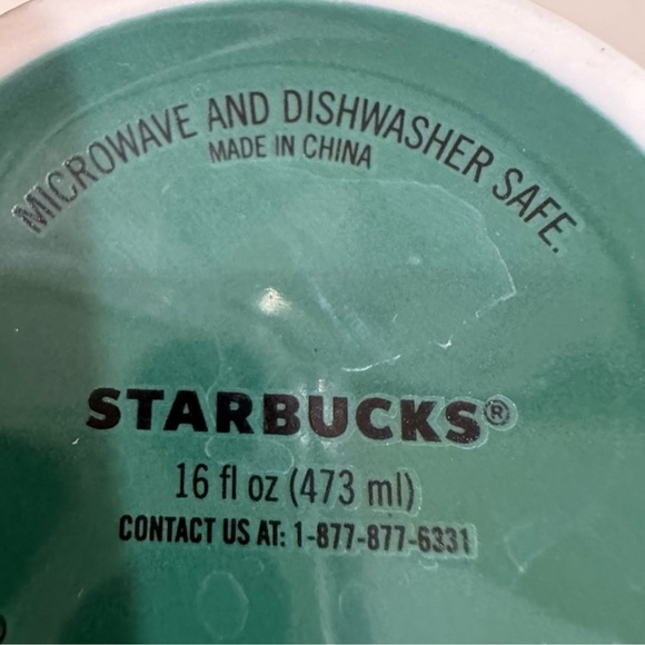Two Starbucks 2020 Christmas 16 Oz. Ceramic Mugs - Picture 11 of 11